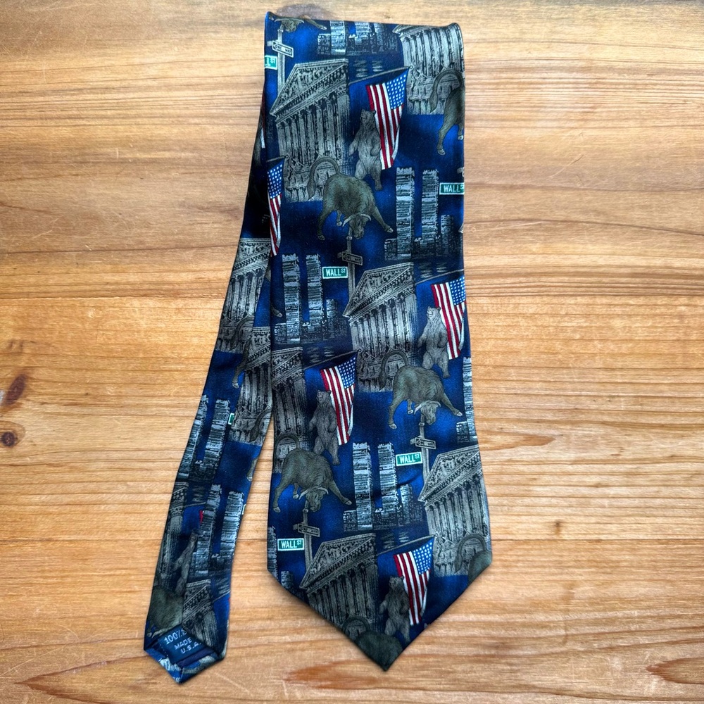 Vintage Wall Street Twin Towers Tie